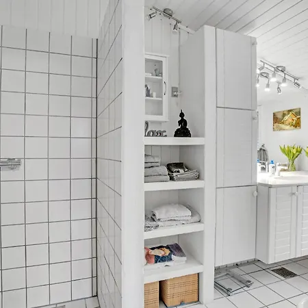 Amazing In With Kitchen