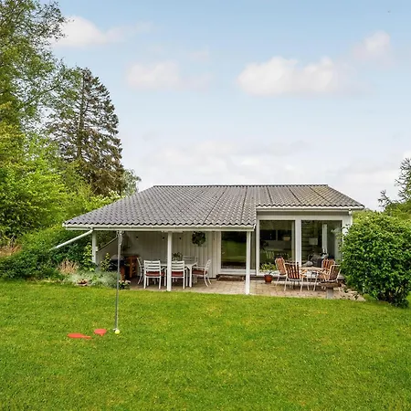 Amazing In With Kitchen Holiday home