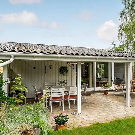 Holiday home Amazing In With Kitchen